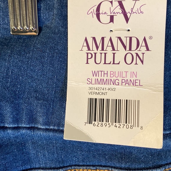 Gloria Vanderbilt-Brand New- Amanda Pull On With Build In Slimming Panel Jeans. - Picture 10 of 12